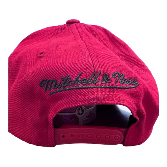 Toronto Red Men's Baseball Cap Snap back - Picture 5 of 8